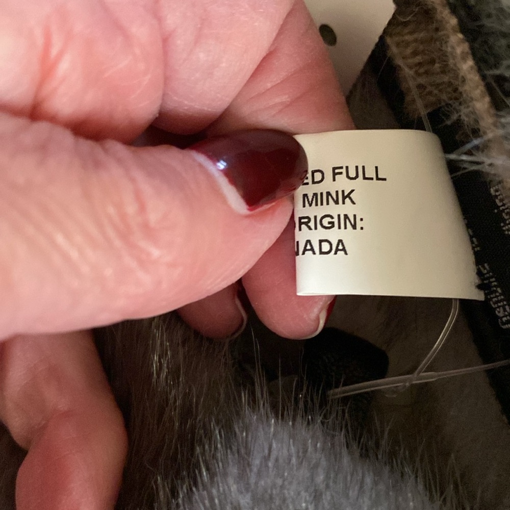 $275 Mitchie's  Black Leather Gloves & Wool Lining & Grey Mink Cuff NWT - Picture 7 of 10